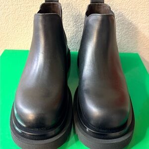 Bottega Veneta Black Leather Boots